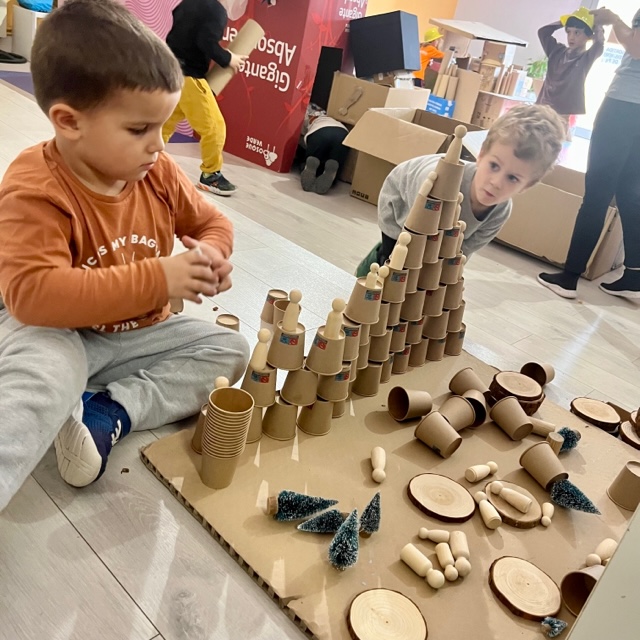 Petits Const nov 22 1