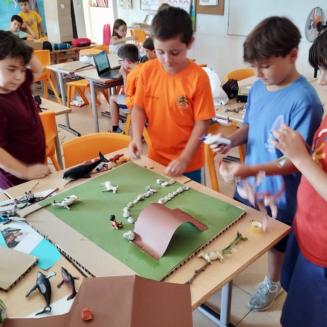 4t maquetes edificis oct 23 2