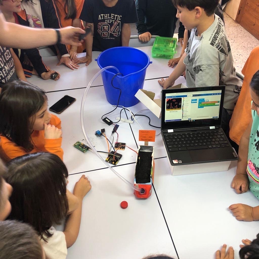 2n robots 1